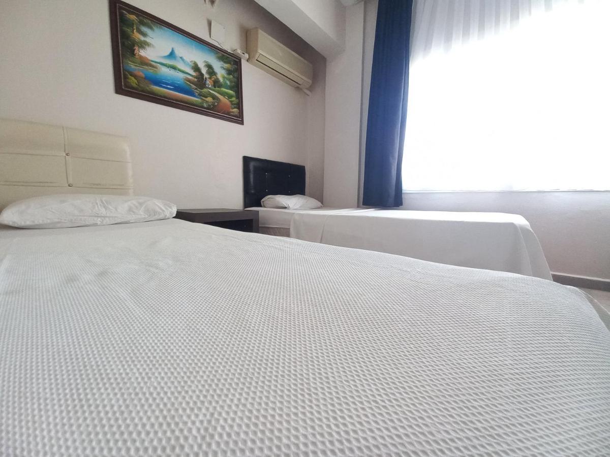 Blue Otel Çeşme Eksteriør bilde