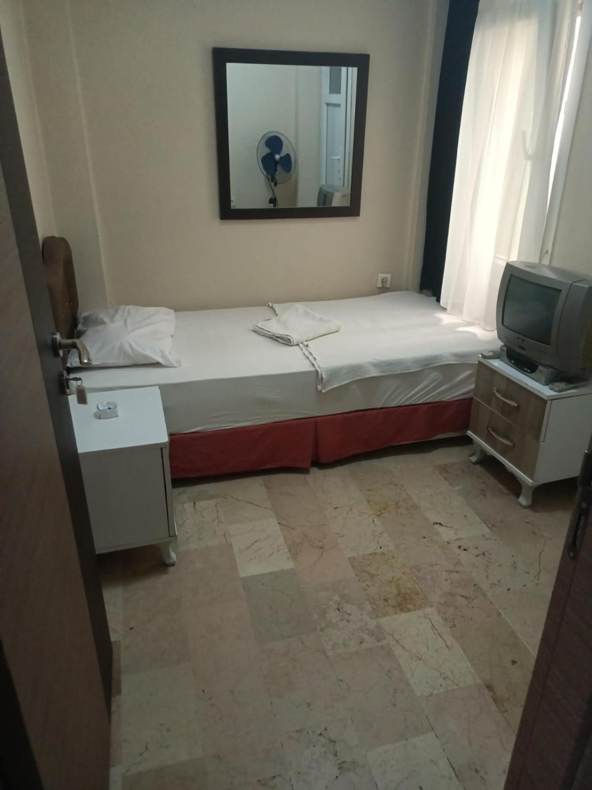 Blue Otel Çeşme Eksteriør bilde
